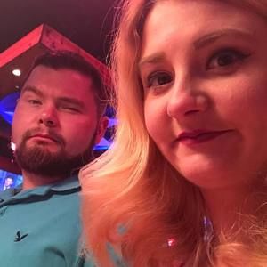 Meet your Posher, Cassandra